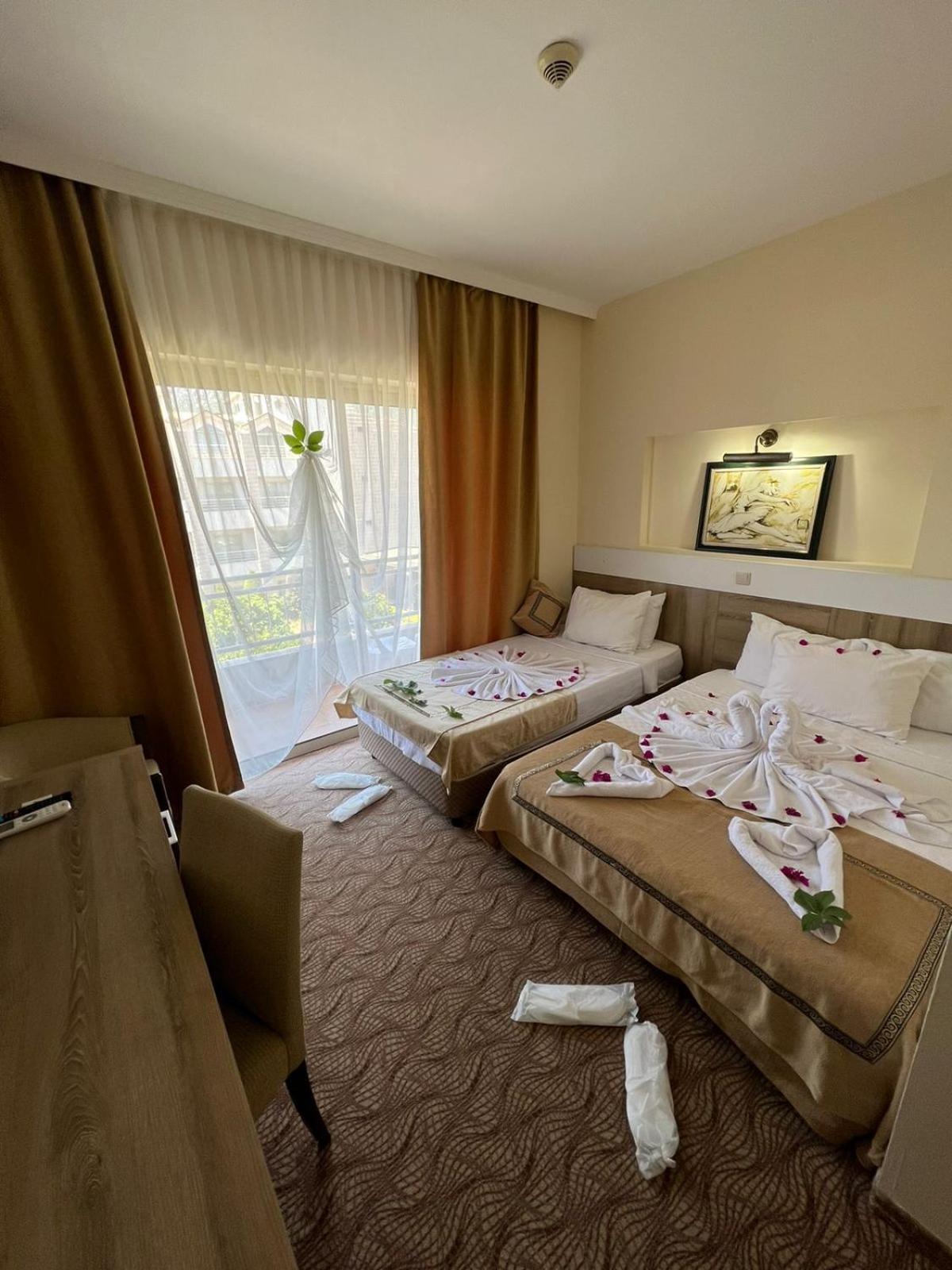 Rk Magic Dream Hotel ケメル エクステリア 写真
